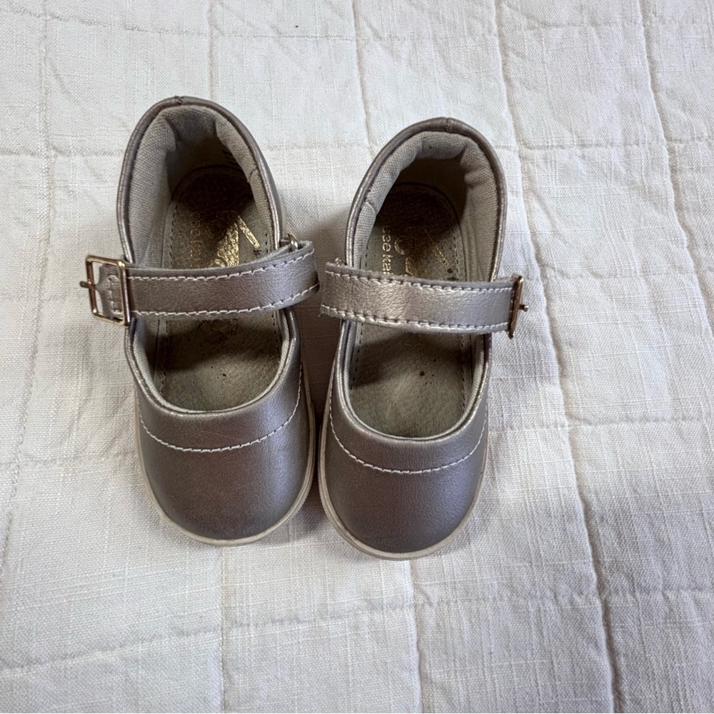 See Kai Run Lucia Gold Mary Jane Leather Toddler Shoe Size 6 - Picture 7 of 8
